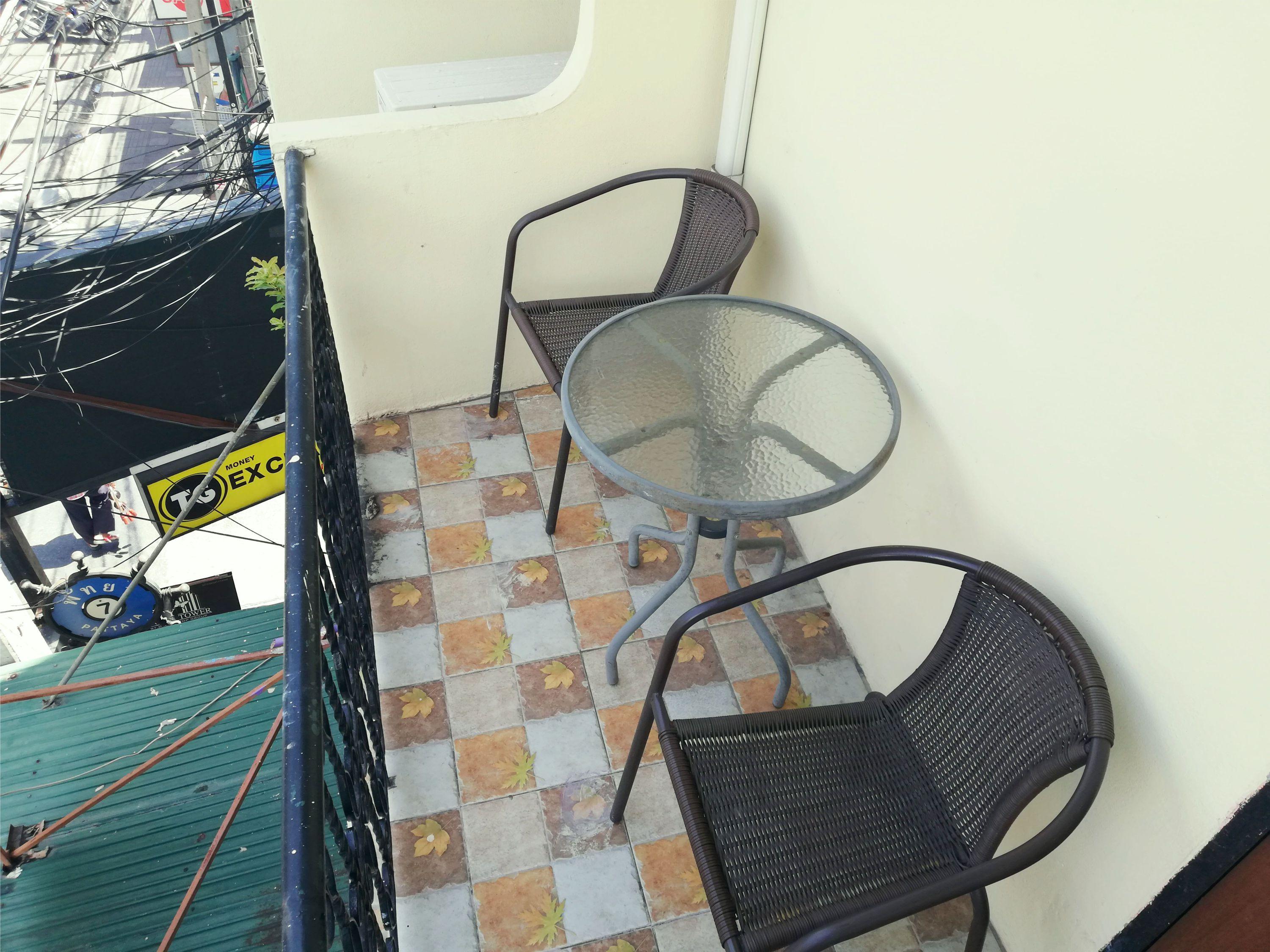 J P Inn Pattaya ภายนอก รูปภาพ