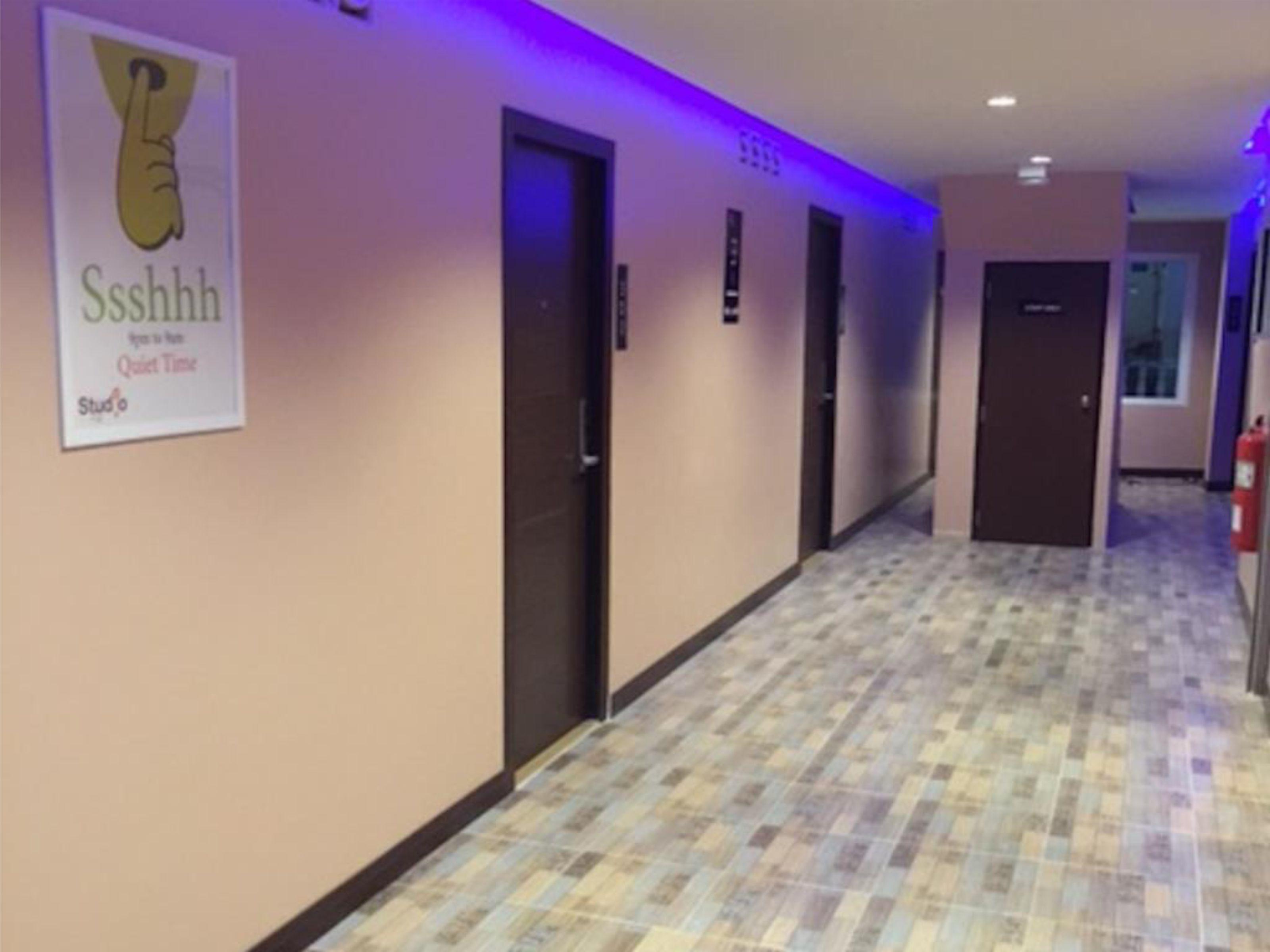 J P Inn Pattaya ภายนอก รูปภาพ