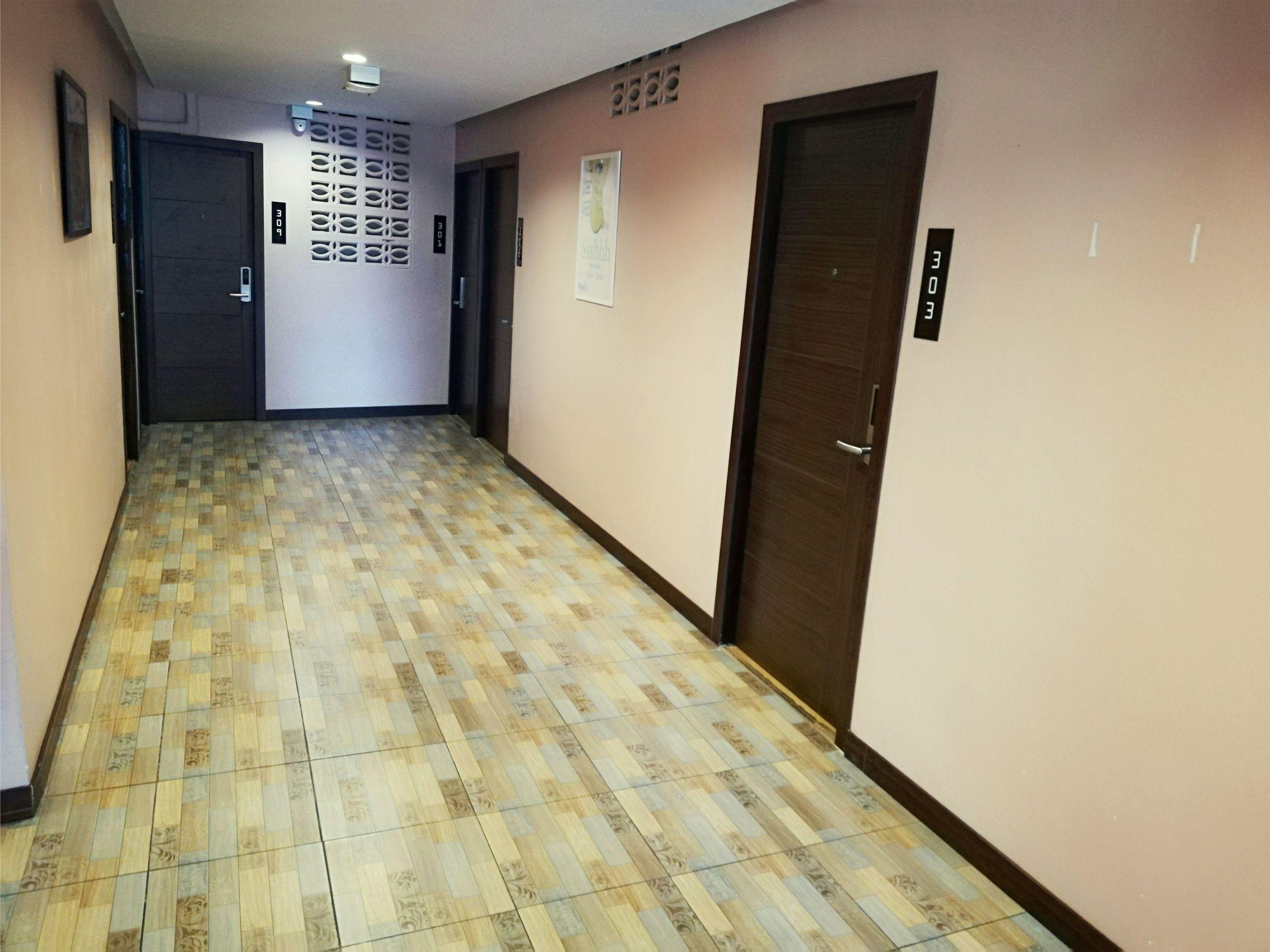 J P Inn Pattaya ภายนอก รูปภาพ