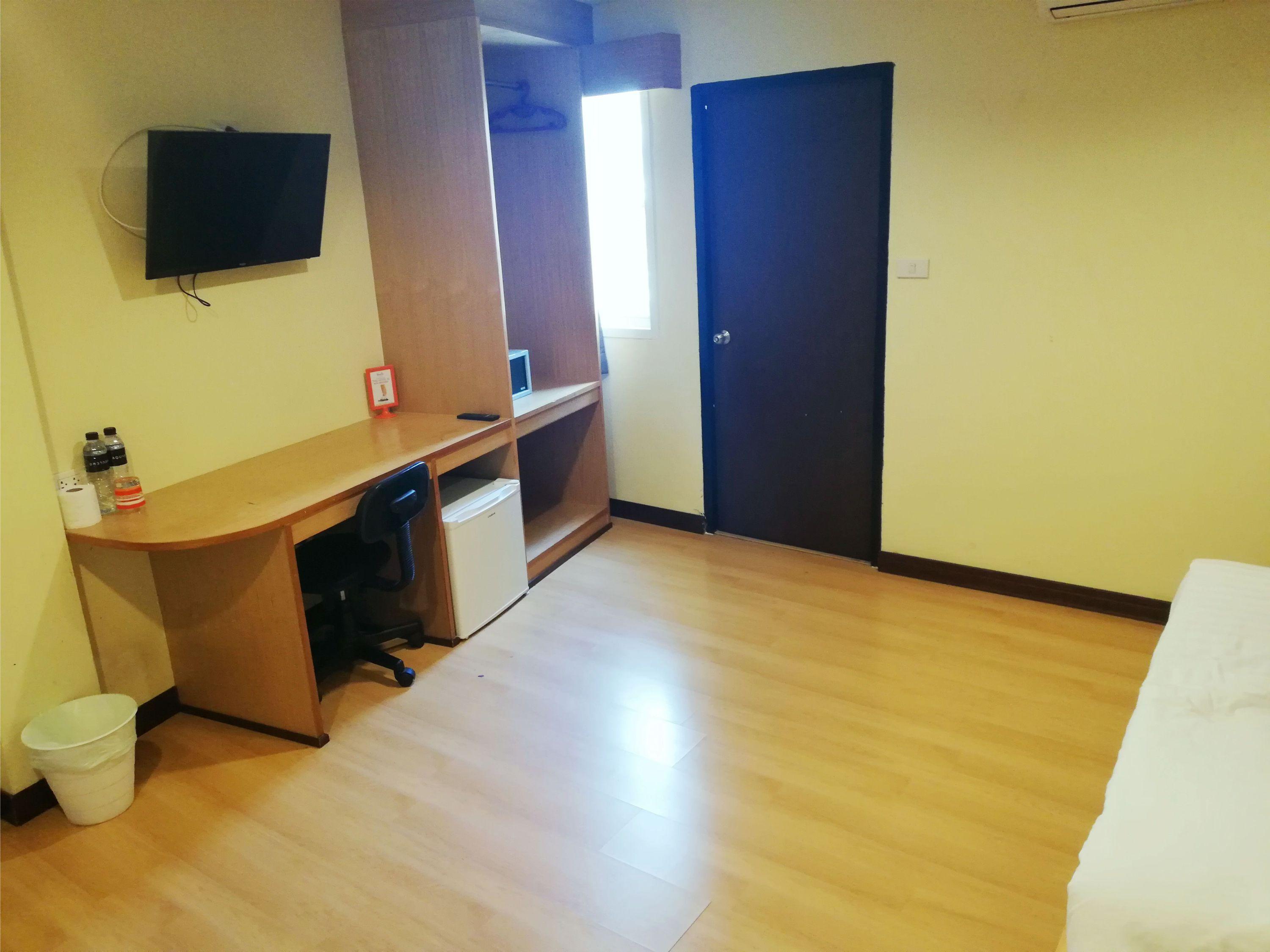 J P Inn Pattaya ภายนอก รูปภาพ