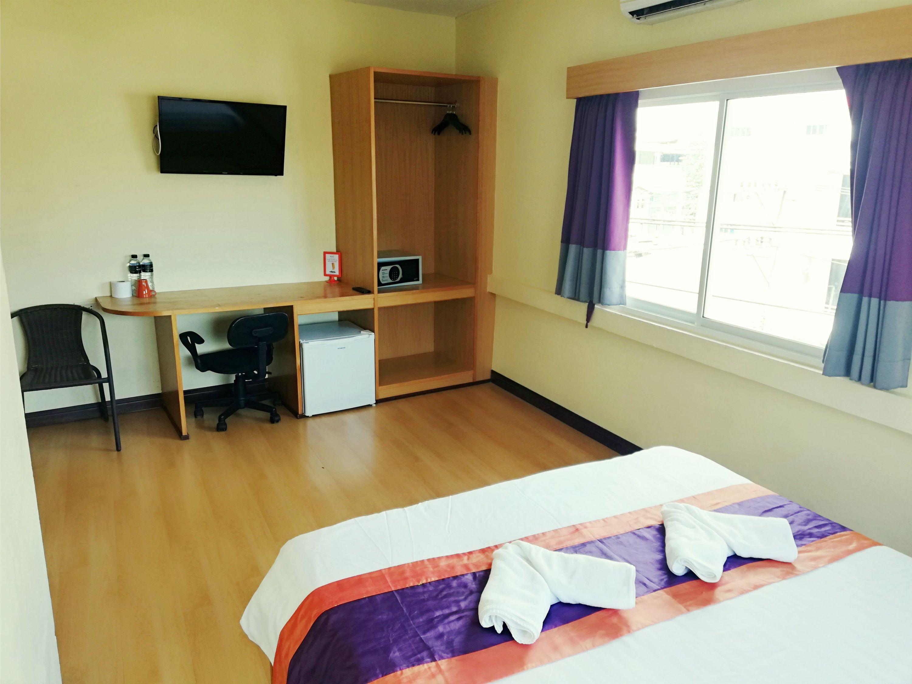 J P Inn Pattaya ภายนอก รูปภาพ