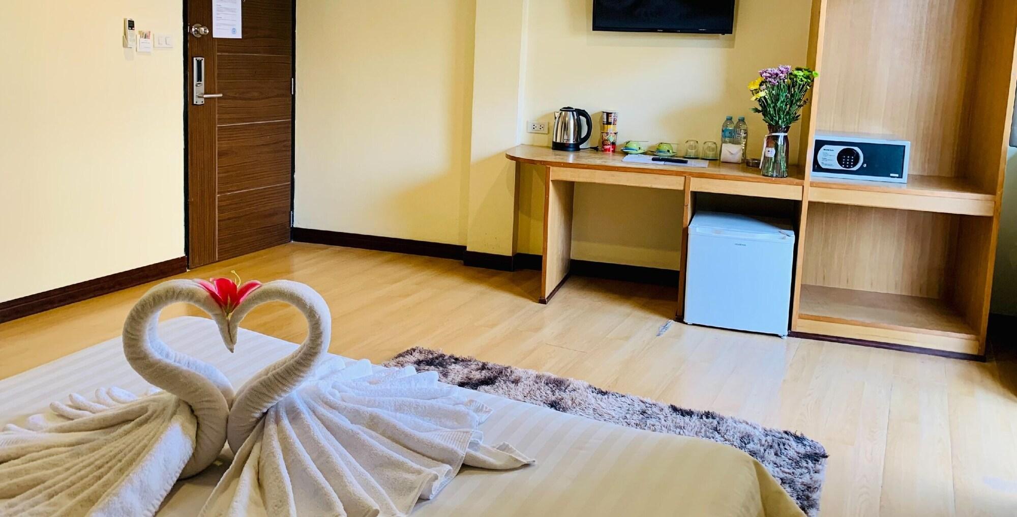 J P Inn Pattaya ภายนอก รูปภาพ